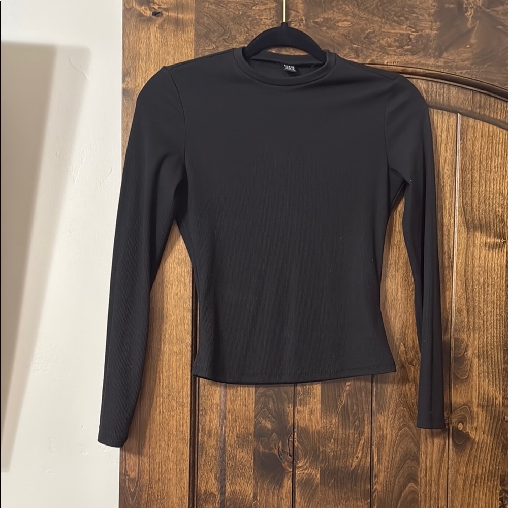Black Long Sleeve Top